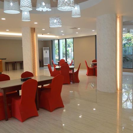 Airport Avenue Hotel Gyogon Εξωτερικό φωτογραφία