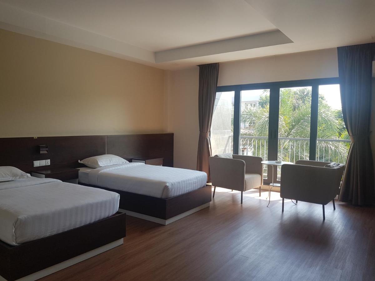 Airport Avenue Hotel Gyogon Εξωτερικό φωτογραφία